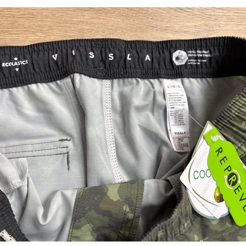 Vissla Ecolastics Camo Board Shorts Mens Large NWT Green Quick Dry Beach Boating